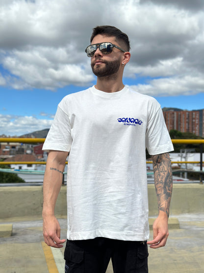 Camiseta FLORES oversize marfil Ecodrape ©️