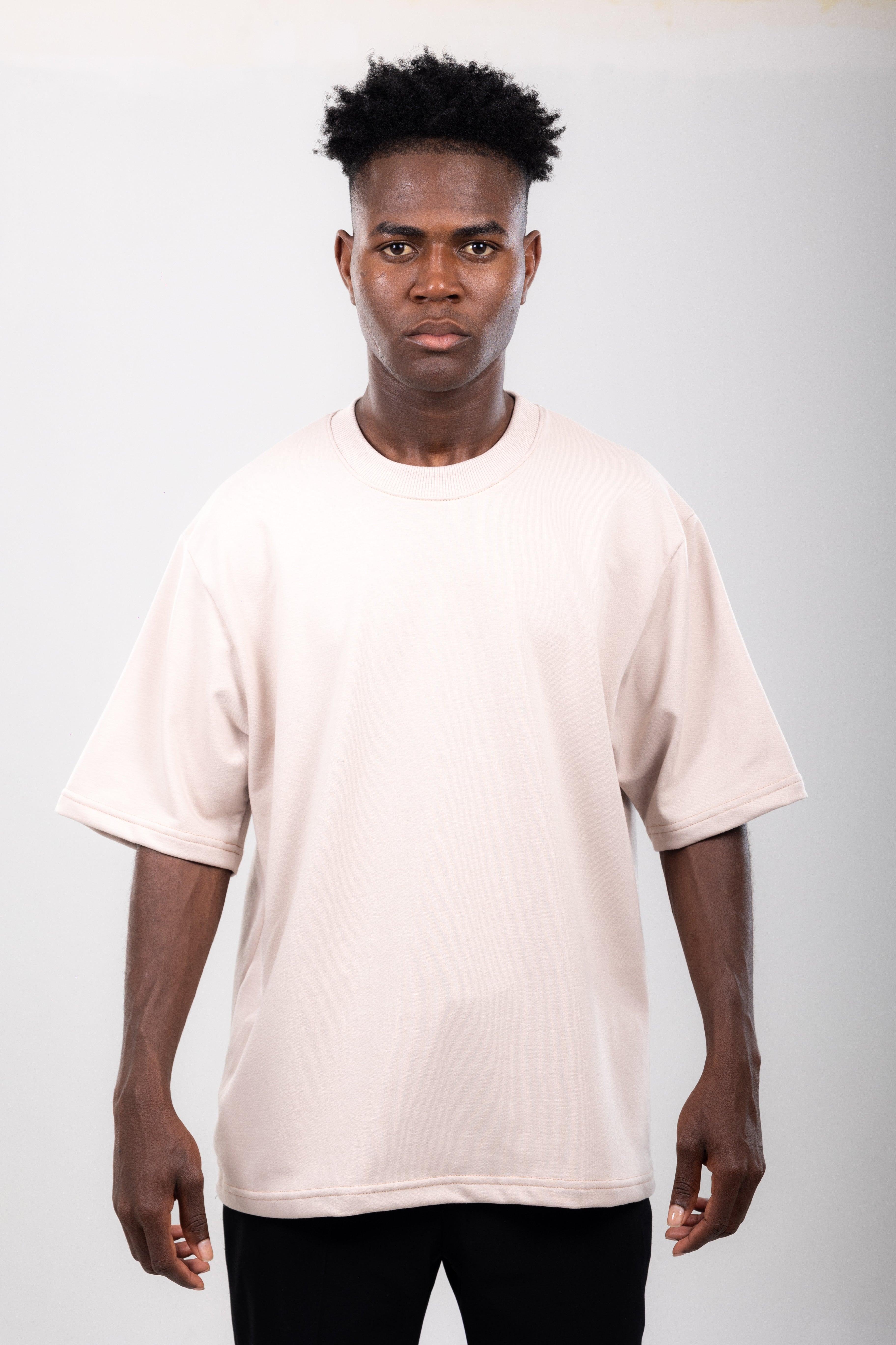 CAMISETA NEGRA OVERSIZE SVG 13839